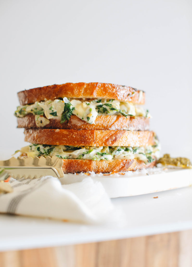 Spinach artichoke melts | A creamy, savory and buttery melt you'll crave! | A Chicago lifestyle blog | HonestlyRelatable.com
